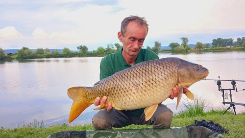 Boilies Hybrid Pikantní jahoda / Banán