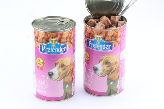 TELECÍ KOSTKY VE VLASTNÍ ŠŤÁVĚ 1250 g - Konzerva pro psy Pretender - Počet ks: 6 ks