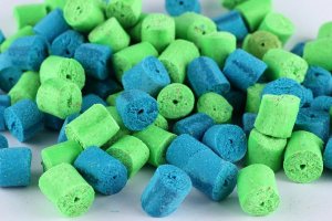 Pelety Chytací Neon - OLIHEŇ a ŠVESTKA - Ø 16 mm (Krmiva Hulín, PNOŠ16-1) | Krmiva Hulín