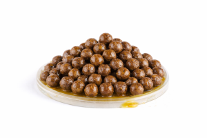 Boilies v dipu - HOT CHILLI CALANUS - Ø 16 mm (Krmiva Hulín, BDCCH16-1) | Krmiva Hulín