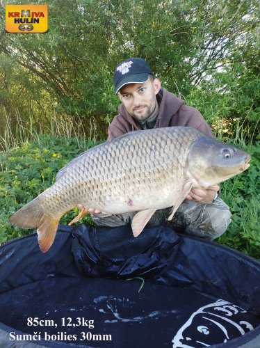 12,3kg, sumčí boilies 30mm, svazová voda