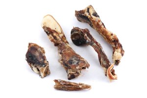 BRAVČOVÉ OCÁSKY V CELKU - sušené (Vyrobeno v ČR, VOC-1) | Krmiva Hulín