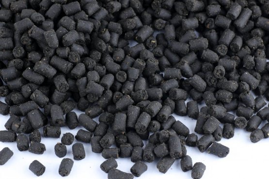 VÝCVIKOVÝ PAMLSEK - HMYZÍ PROTEIN s Aktivním Uhlím - peletky 8 mm - Vyberte balení: 250 g