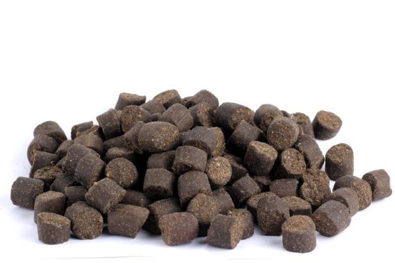 Vnadící pelety - BLACK HALIBUT + KREV - Ø 24 mm (Krmiva Hulín, VPBHK24-1) | Krmiva Hulín