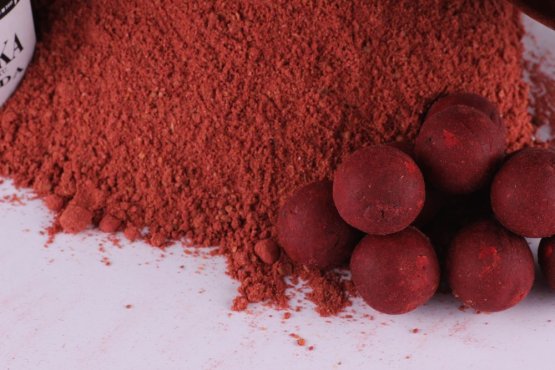 Boilies mix - PIKANTNÍ JAHODA + AMK - Vyberte balení: 10 kg
