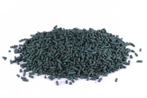 Granule Mini - Slivka s cesnakom - Ø 4 mm (Krmiva Hulín, GMŠČ-1) | Krmiva Hulín