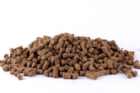 KRMIVO PRO PSY - Granule 8 mm - Lisované za studena (Krmiva Hulín, GRP8-1) | Krmiva Hulín