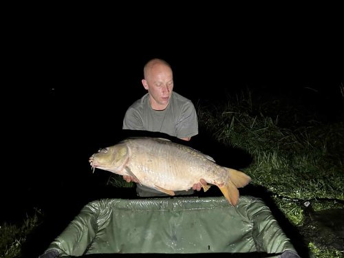 Boilies vlastní výroby z našich směsí.