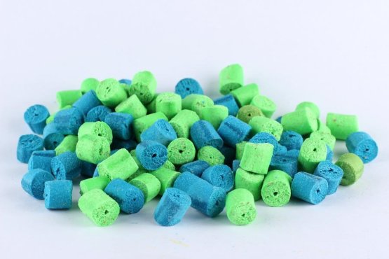 Pelety Chytací Neon - OLIHEŇ a ŠVESTKA - Ø 16 mm - Vyberte balení: 250 g
