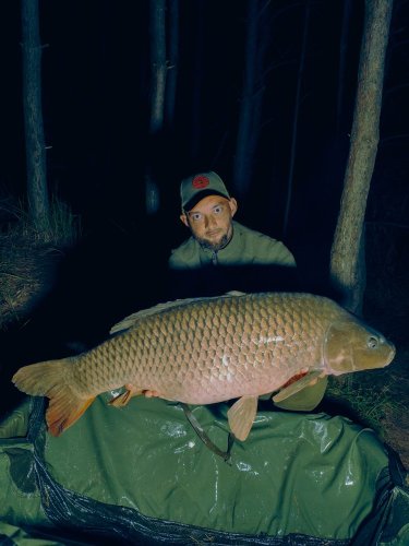 19kg, 102cm, boilies Pikantní perník