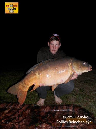 88cm, 12,05kg, Boilies Belachan/Sýr, svazová voda