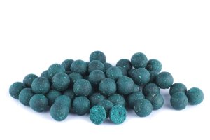 Wafters - Vyvážené Korkové Boilies - ŠVESTKA s česnekem - Ø 16 mm (Krmiva Hulín, WŠČ16-1) | Krmiva Hulín Wafters - Vyvážené Korkové Boilies - ŠVESTKA s česnekem - Ø 16 mm (Krmiva Hulín, WŠČ16-1) | Krmiva Hulín