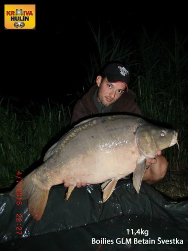 11,4kg, boilies GLM betain se Švestkou, svazová voda