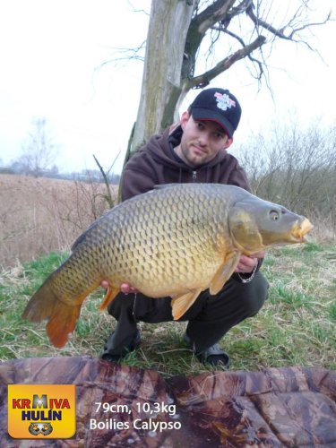 79cm, 10,3kg, boilies Calypso, svazová voda