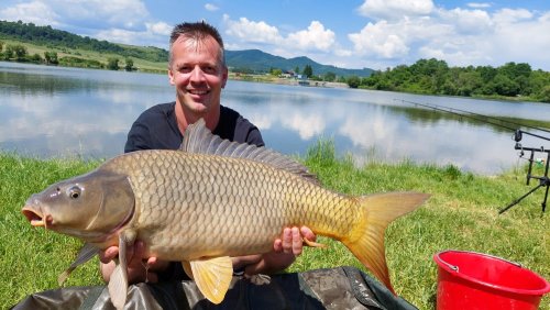 Dipovaná peleta Red fish scopex