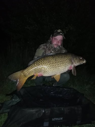12kg, Korkové neutrálně vyvážené boilies Krill/Oliheň