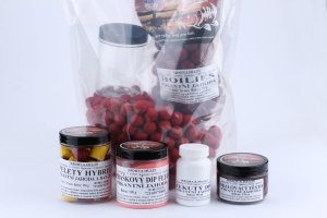 VÍKENDOVÁ SADA ZIP Sáček - Pikantní jahoda 20 mm (Krmiva Hulín, VSZPJ20) | Krmiva Hulín VÍKENDOVÁ SADA ZIP Sáček - Pikantní jahoda 20 mm (Krmiva Hulín, VSZPJ20) | Krmiva Hulín