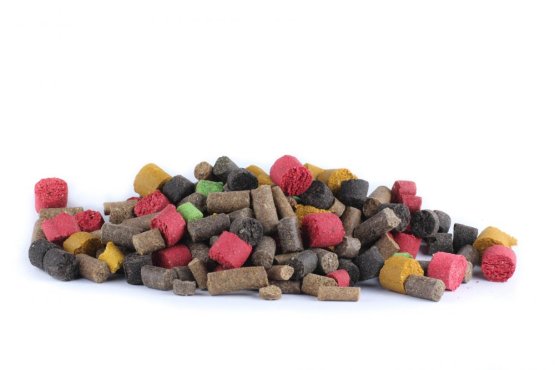 Směs VNADÍCÍCH PELET - Mix 10 druhů Ø 8 - 20 mm - Vyberte balení: 5 kg