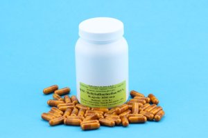 MSM - Methylsulfonylmetán 99,9% - Kapsule 750 mg - pre psov (Krmiva Hulín, MSMK-1) | Krmiva Hulín MSM - Methylsulfonylmetán 99,9% - Kapsule 750 mg - pre psov (Krmiva Hulín, MSMK-1) | Krmiva Hulín