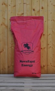 NovaEqui Energy - Müsli pro sportovní koně / červená 20 kg